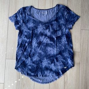 Hollister "Must Have Collection" T-Shirt (Blue Tie-dye)